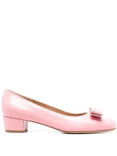 Ferragamo Vara Bow-detail 40mm Pumps In Rosa