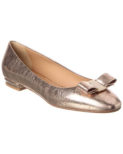 Ferragamo Vara Bow Leather Flat In Neutral