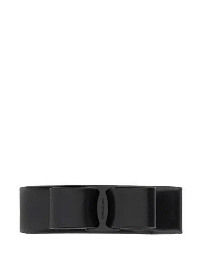 Ferragamo Vara Bow Leather Hair Clip In Black