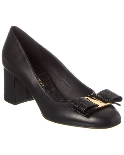 Ferragamo Vara Bow Leather Pump In Black