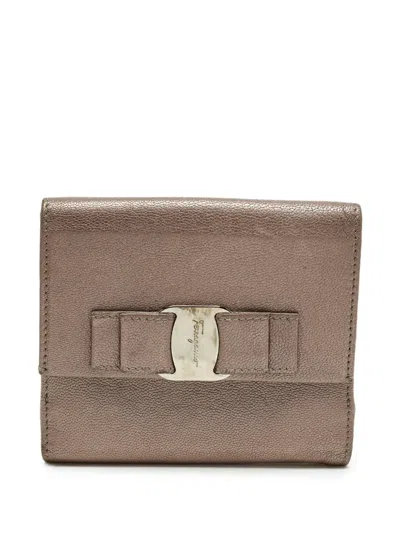 Pre-owned Ferragamo Vara Bow Leather Wallet In Brown