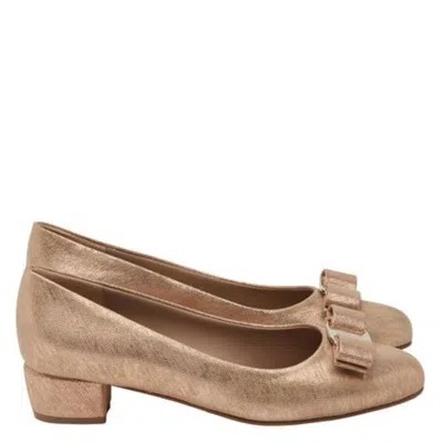 Ferragamo Vara Bow Metallic Pumps In Brown