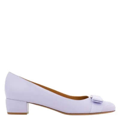 Ferragamo Vara Bow Nappa Leather Pumps In Purple
