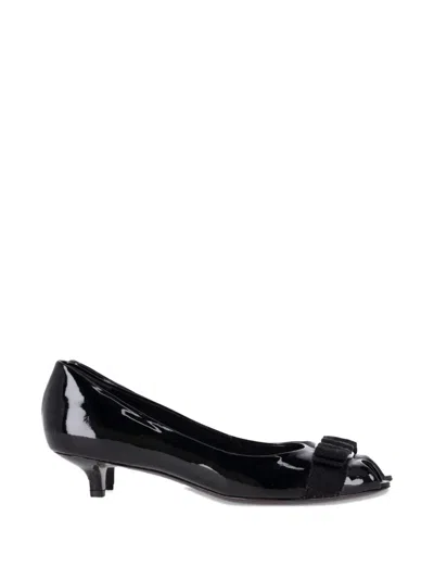 Pre-owned Ferragamo Vara Bow Peep-toe Pumps In Black