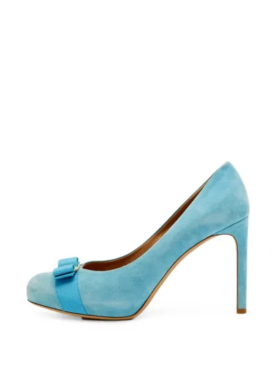 Pre-owned Ferragamo Vara Bow Platform Pumps In Blue