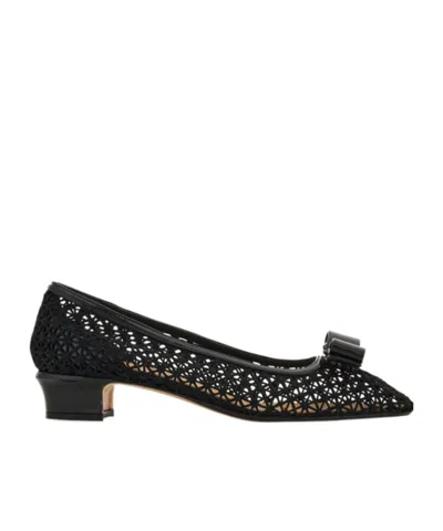 Ferragamo Vara Bow Pump In Black