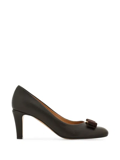 Ferragamo Vara Bow Pump In Green
