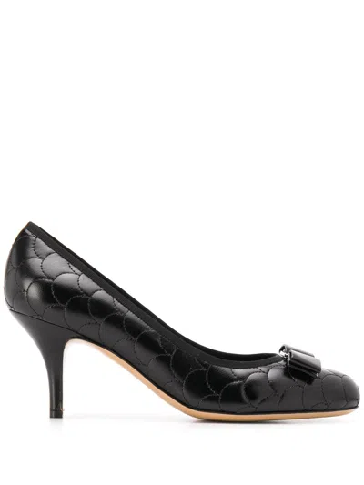 Ferragamo Vara Bow Pumps In Black
