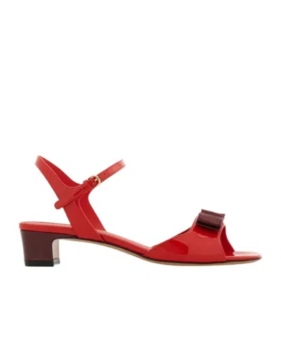 Ferragamo Vara Bow Sandals In Red
