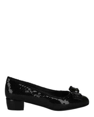 Ferragamo Pumps In Black