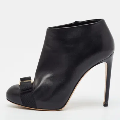 Pre-owned Ferragamo Vara Bow Size 38 Black Leather Platform Ankle Length Boots