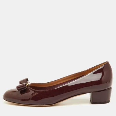 Pre-owned Ferragamo Vara Bow Size 41 Burgundy Patent Leather Block Heel Pumps