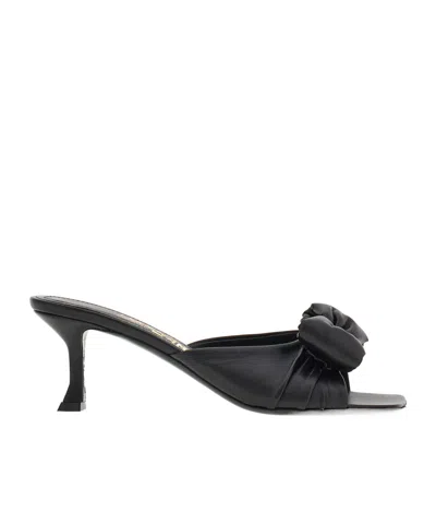 FERRAGAMO SALVATORE FERRAGAMO PADDED VARA SQUARE-OPEN TOE MULES