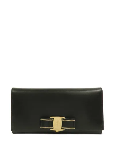 Pre-owned Ferragamo Vara Bow Wallet In Black