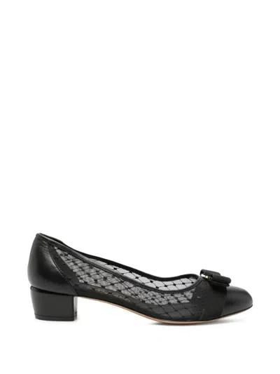 Pre-owned Ferragamo Vara Bow-detail Pumps In Black