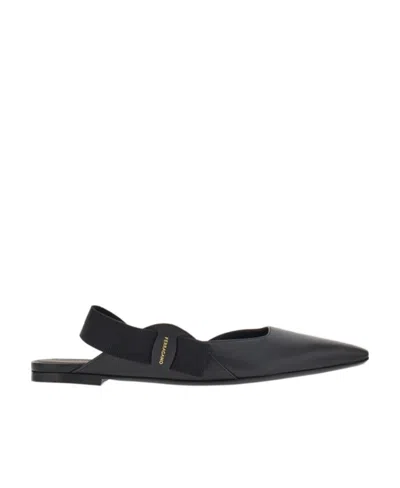 Ferragamo Vara Bowknot Shoes In Black