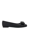 Ferragamo Vara Bowtie Ballet Flat Shoes In Black