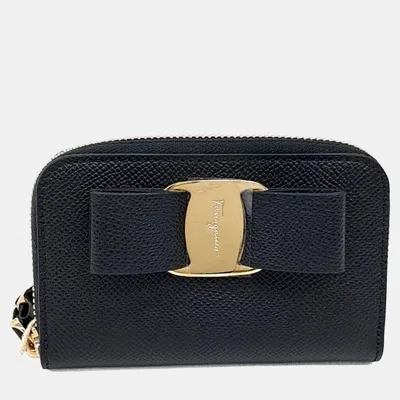 Pre-owned Ferragamo Vara Card Wallet In Black