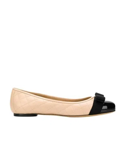 FERRAGAMO VARA CONTRAST BALLERINAS