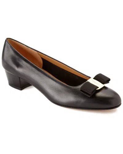 Ferragamo Vara Patent Leather Ballet Flats In Nero