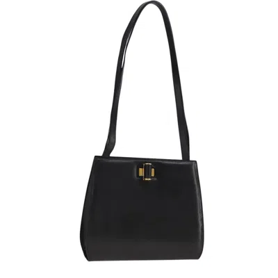 Pre-owned Ferragamo Vara Leather Shoulder Bag () In Black