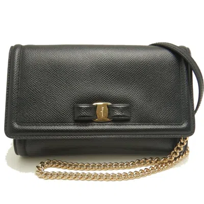 Pre-owned Ferragamo Vara Leather Shoulder Bag () In Black
