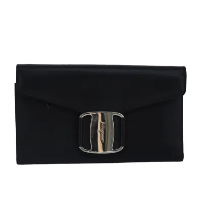 Pre-owned Ferragamo Vara Leather Wallet () In Black