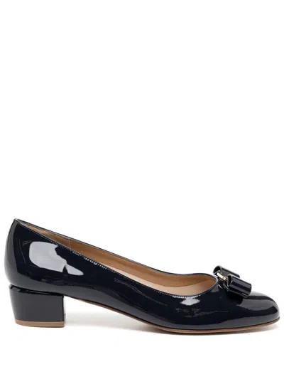 Ferragamo Vara Bow Pumps In Blue
