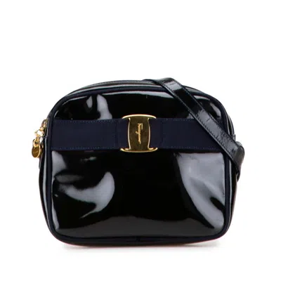 Pre-owned Ferragamo Vara Navy Leather Shoulder Bag () In Multi