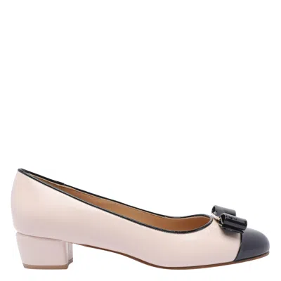 Ferragamo Vara Pumps In White