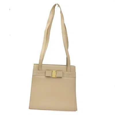 Pre-owned Ferragamo Vara Shoulder Bag Leather Leather Shoulder Bag Bag () In Sand