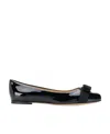 Ferragamo Varina Bow-embellished Patent-leather Ballet Flats In Black