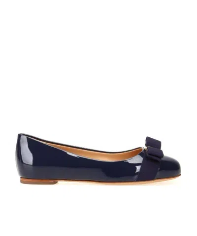 Ferragamo Varina Ballet Slippers In Black