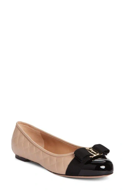 Ferragamo Blush Pink Quilted Leather Ballet Flats With Black Patent Toe In New Bisque/nero