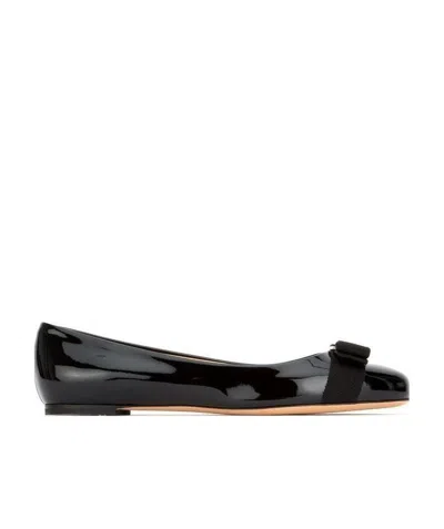 FERRAGAMO VARINA PATENT LEATHER BALLERINA SHOES
