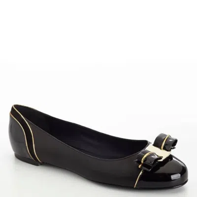 Ferragamo Varina Patent Leather Ballet Flats In Black