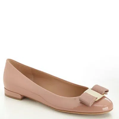 Ferragamo Varina Patent Leather Ballet Flats In Pink