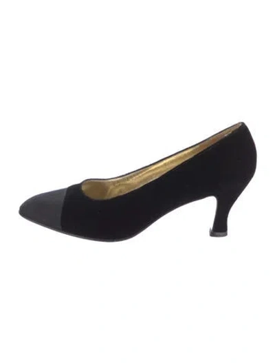 Pre-owned Ferragamo Velvet Pumps In Blue