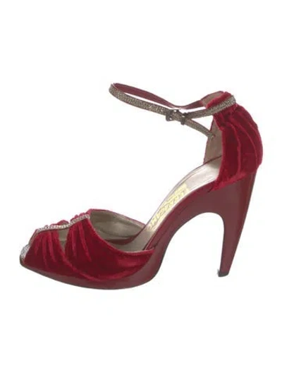 Pre-owned Ferragamo Velvet Pumps In Red