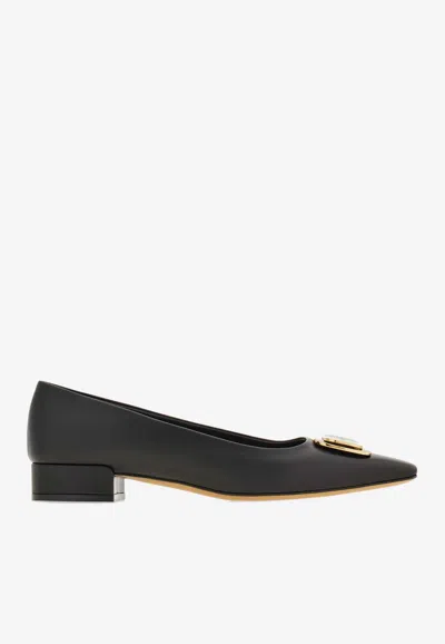 Ferragamo Venera 20 Leather Pumps In Black