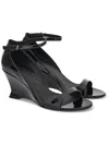 FERRAGAMO VIDETTE WOMENS PATENT LEATHER ADJUSTABLE WEDGE SANDALS