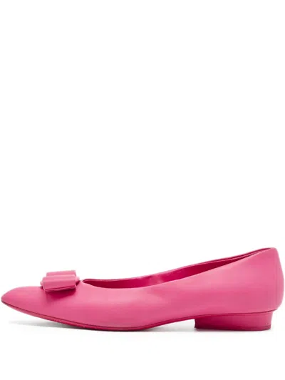 Pre-owned Ferragamo Viva Bow Pumps