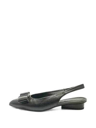 Pre-owned Ferragamo Viva Slingback Pumps In Black