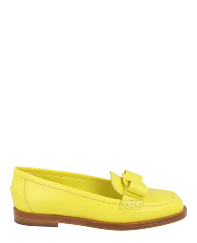 Pre-owned Ferragamo Vivaldo Vara Bow Loafers (women's) Sneakers In Yellow