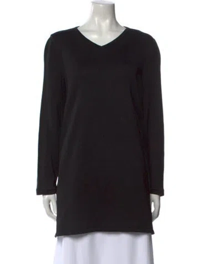 Pre-owned Ferragamo V-neck Sweater In Black