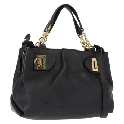 Pre-owned Ferragamo W Chain Tote Leather Leather Handbag () In Black