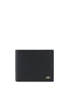 Ferragamo Men Black Hammered Calfskin Gancini Wallet In Black