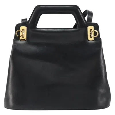Pre-owned Ferragamo Wanda Handbag Leather Leather Handbag () In Black