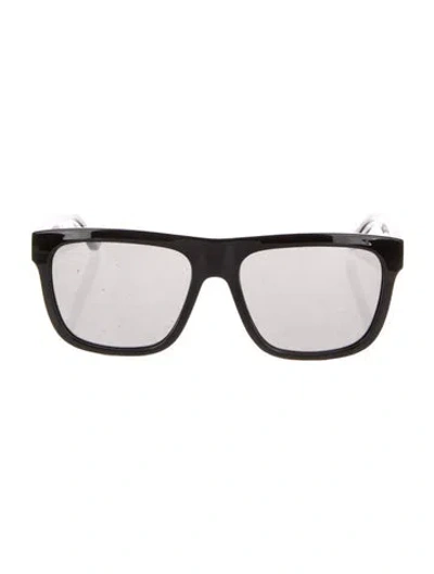 Pre-owned Ferragamo Wayfarer Gradient Sunglasses W/ Tags In Black