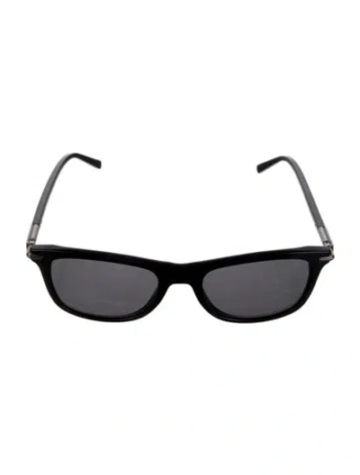 Pre-owned Ferragamo Wayfarer Tinted Sunglasses In Black